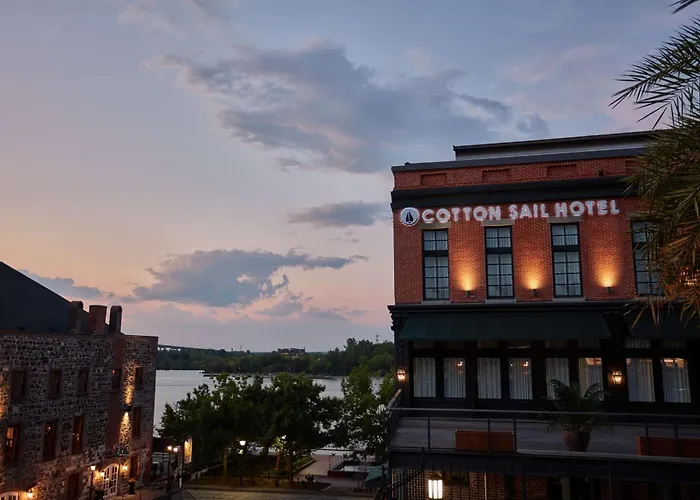 The Cotton Sail Hotel Savannah - Tapestry Collection By Hilton